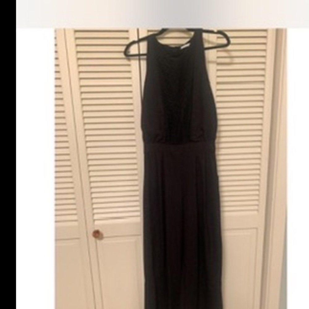 Elegant Black Sleeveless Dress